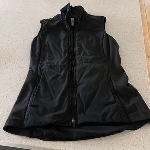 Black lululemon vest